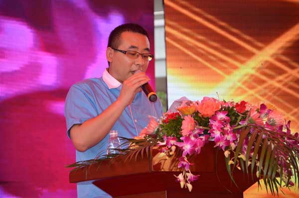 铝门事业部总经理发言